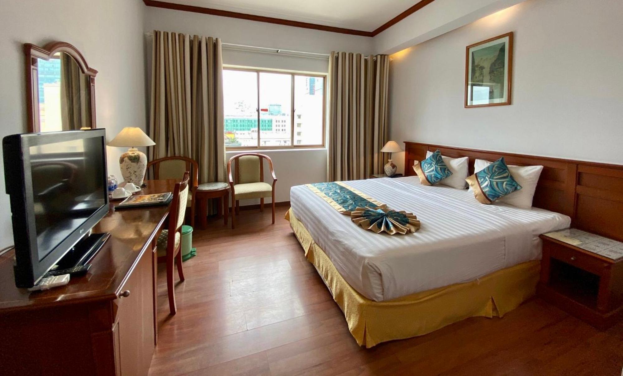Oscar Saigon Hotel Ho Chi Minh City Exterior photo