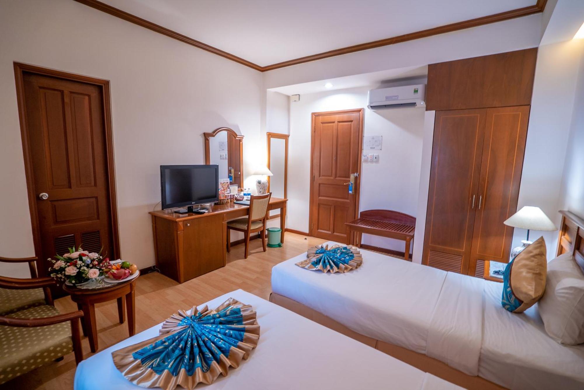 Oscar Saigon Hotel Ho Chi Minh City Exterior photo